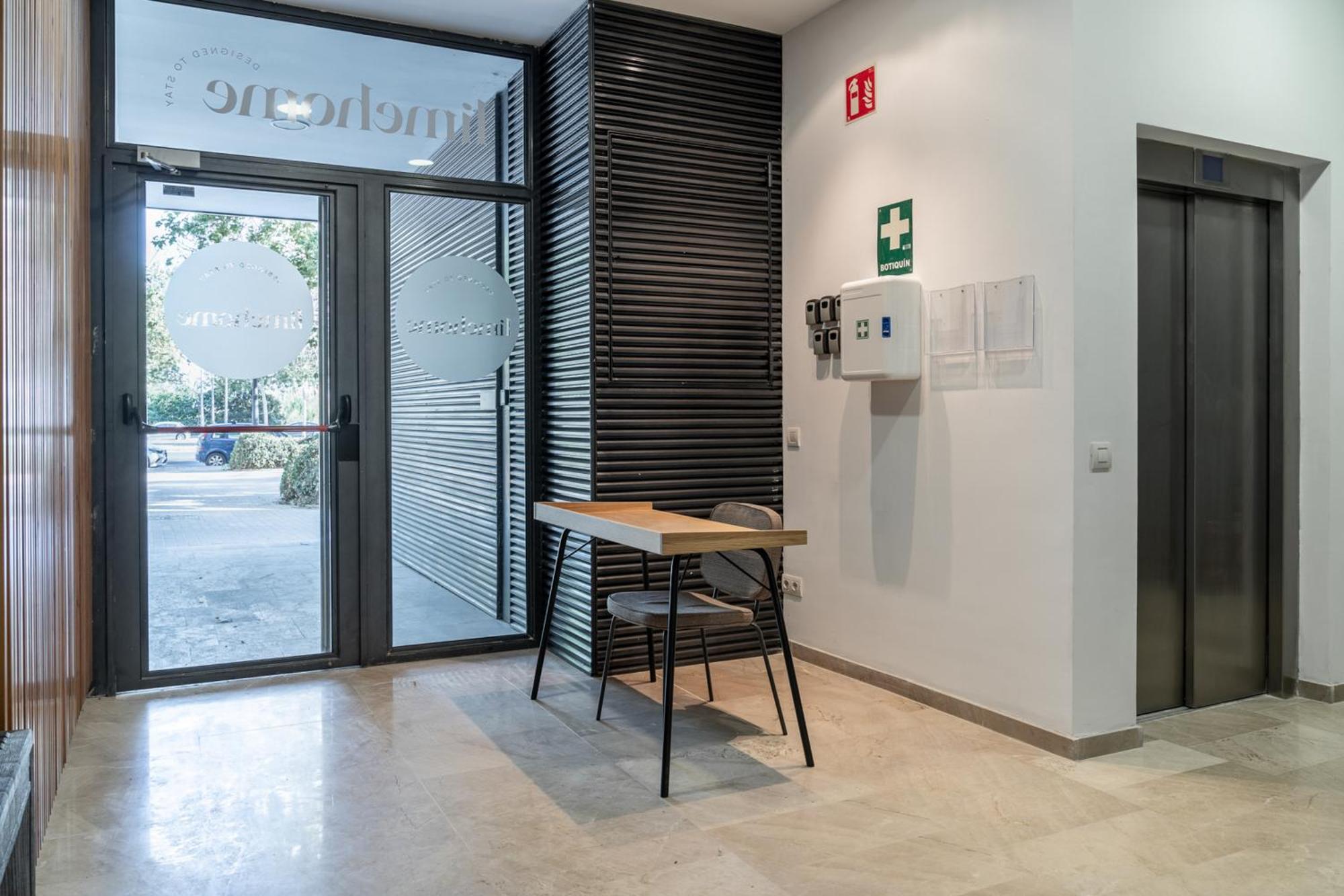 Limehome Valencia Carrer D'Antonio Ferrandis Exterior foto
