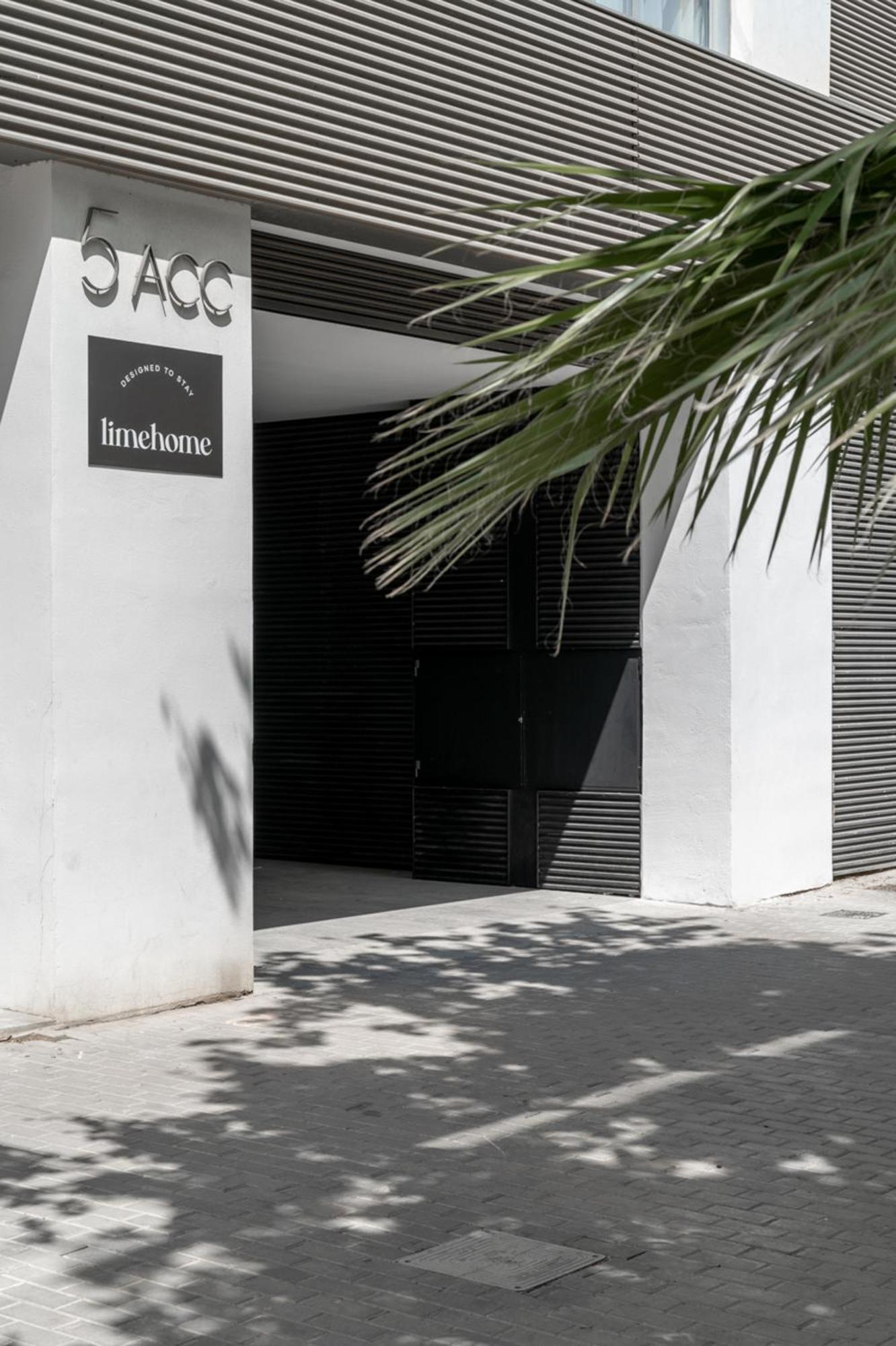 Limehome Valencia Carrer D'Antonio Ferrandis Exterior foto