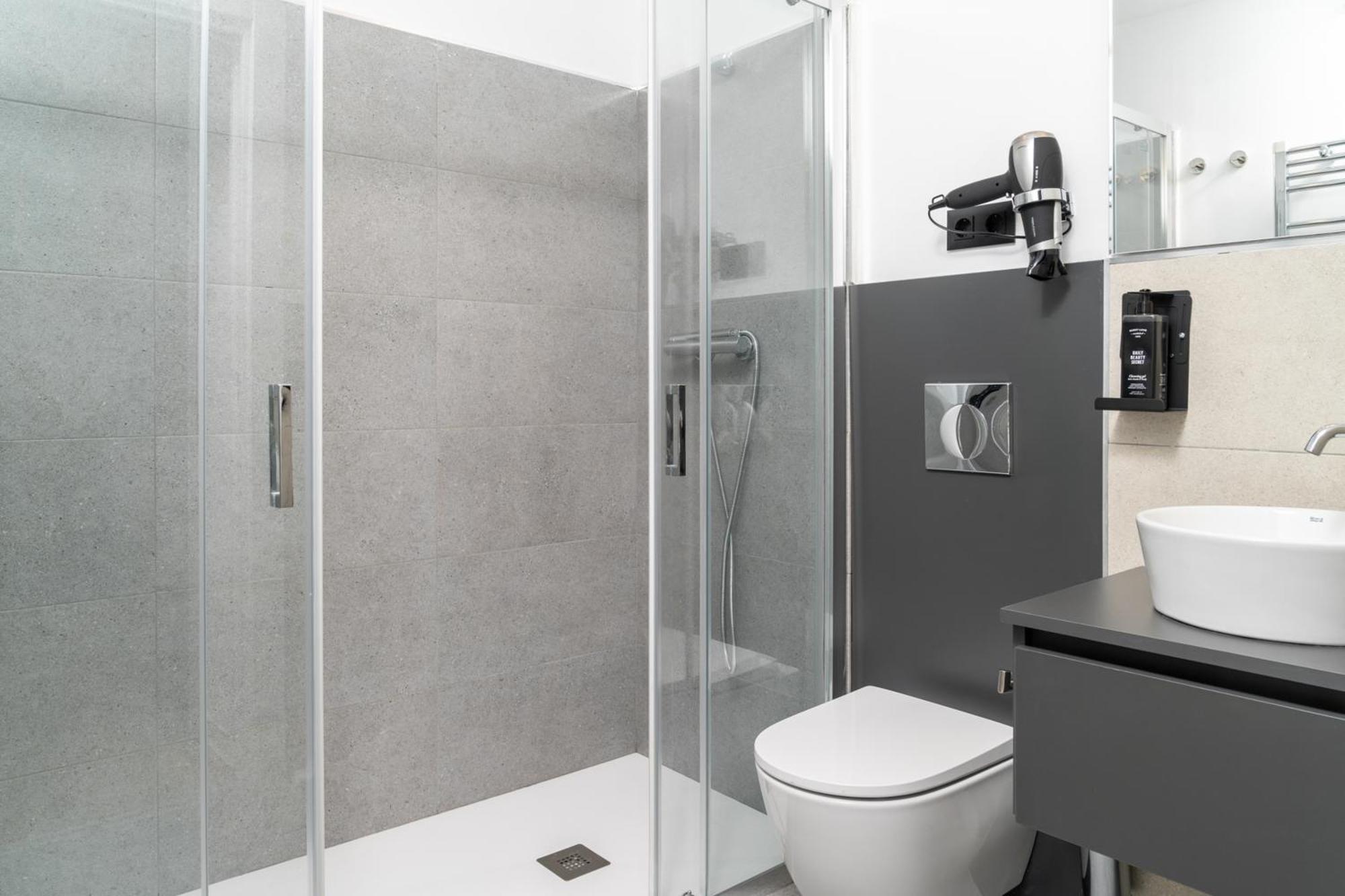 Limehome Valencia Carrer D'Antonio Ferrandis Exterior foto